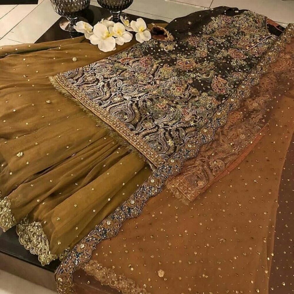 Pakistani wedding dresses lehenga
